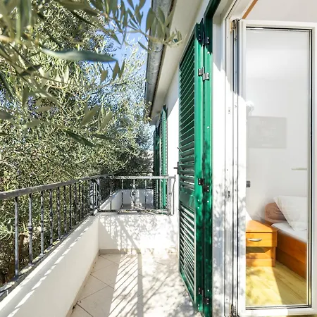 Rubin Apartment Zastrazisce