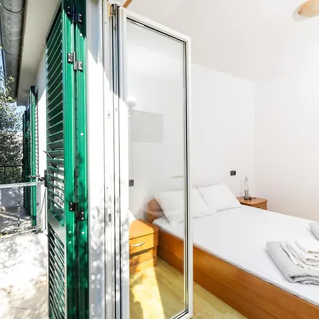 Rubin Appartement Zastražišće