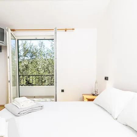 Apartment Rubin Zastrazisce